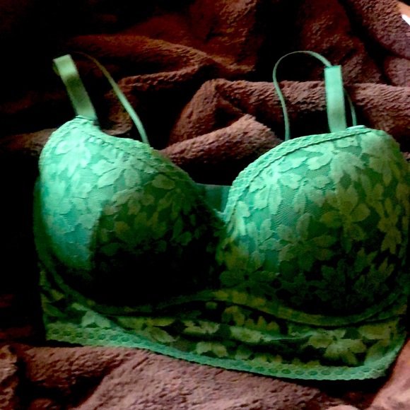 Victoria’s Secret green bra. Small DD - Picture 1 of 3